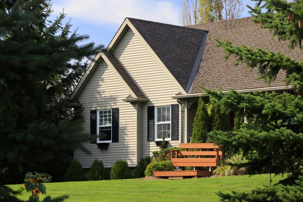 Serenity Ranch Bed & Breakfast Ancaster Exterior foto
