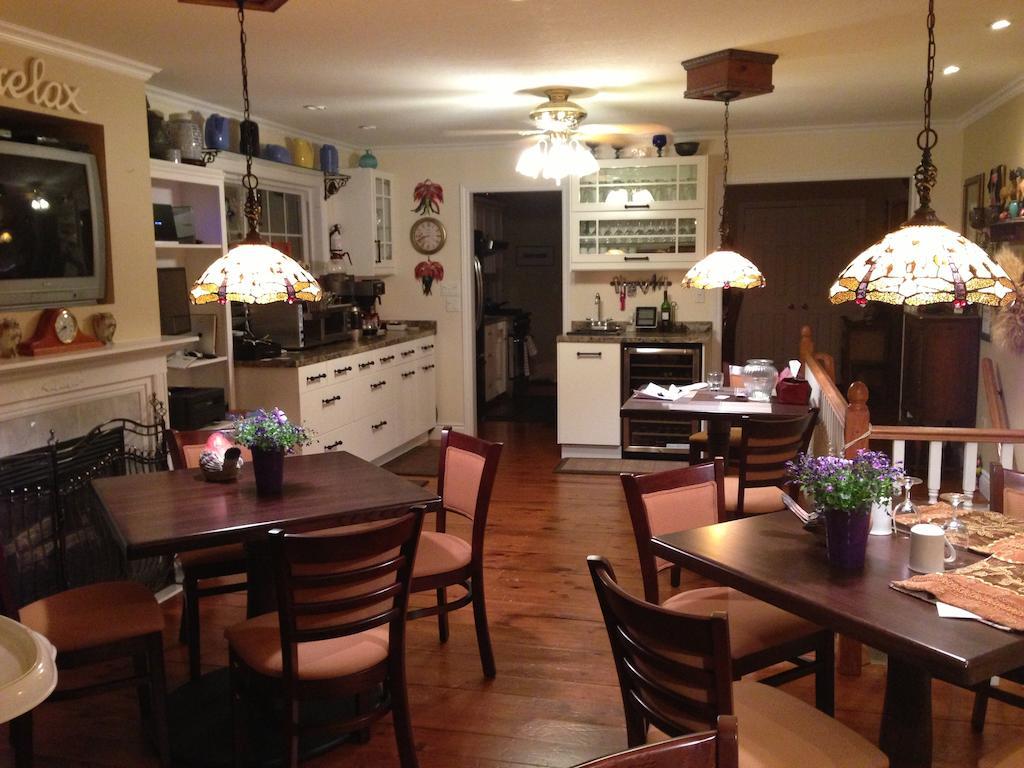 Serenity Ranch Bed & Breakfast Ancaster Exterior foto